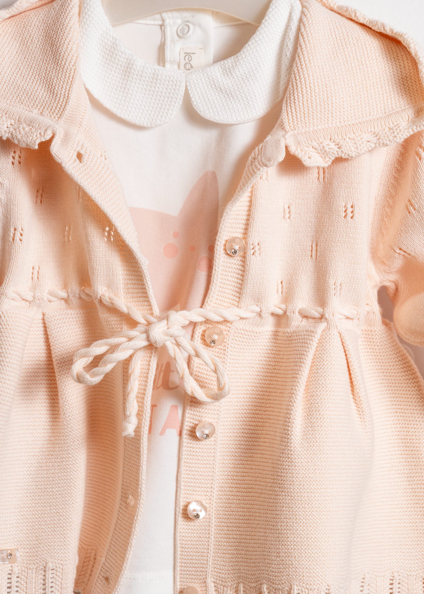 Set 3 Piese Jacheta si Pantaloni Lungi Tricotate Somon si Bluza Bumbac 8531 Leo King