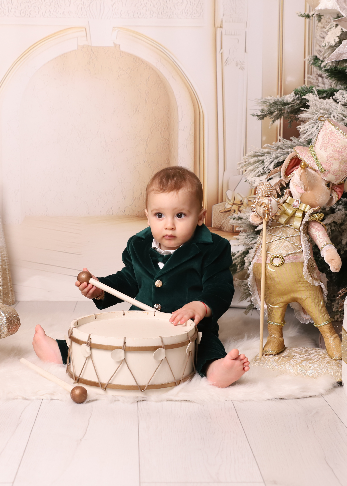 Ayan Green Velvet Costume AnneBebe