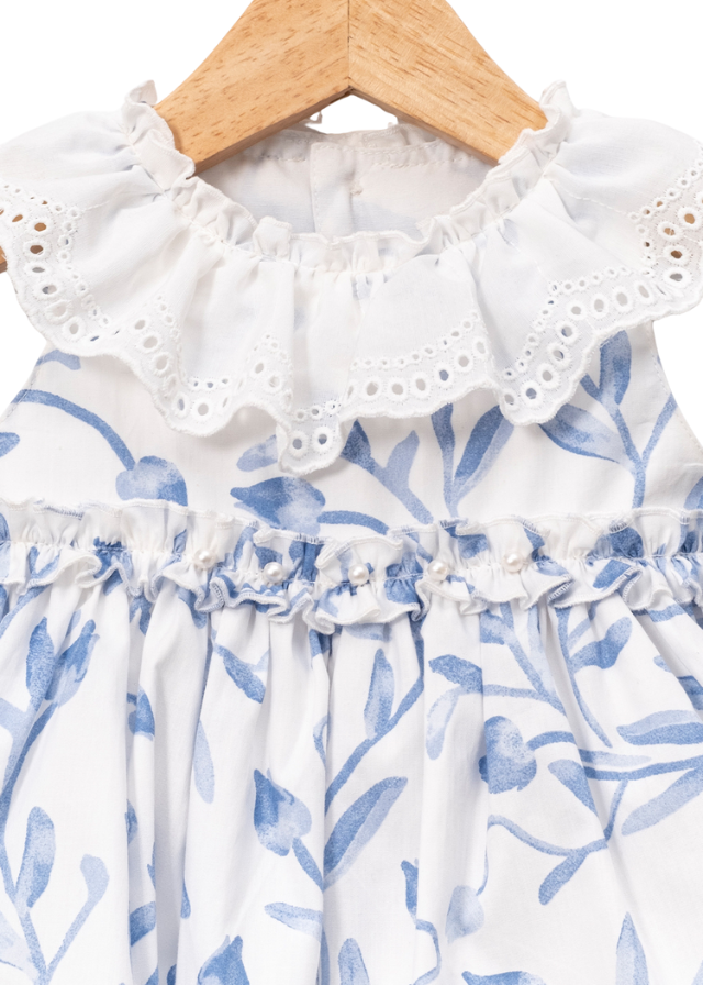 Set 3 Piese Rochie Alba cu Flori Albastre Chilotel si Palarie 3641 Mino Baby