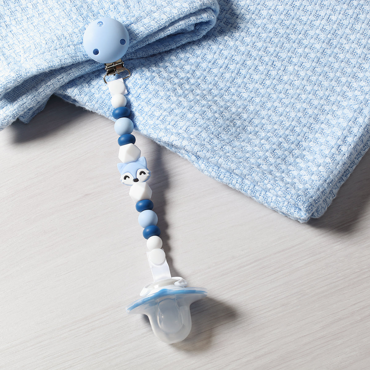 Lant suzeta cu clips Babyono albastru 719/03 - Camera Bebelusului