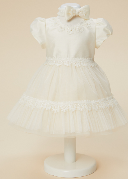 Elegant Dress Laura Crem Tull Skirt with Ruffles and AnneBebe Lace