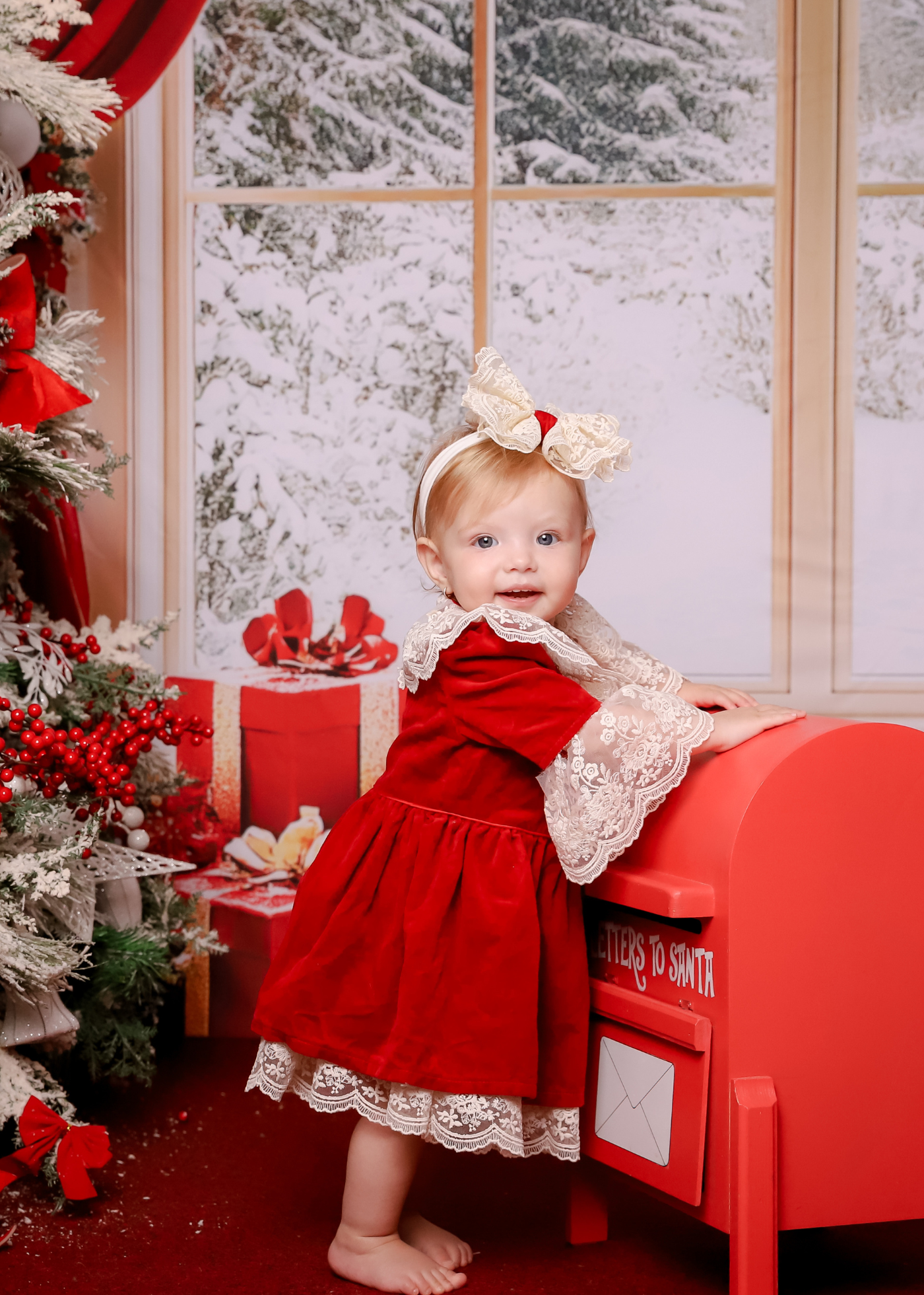 Rochita Catifea Rosie Volanas Dantela Alba La Gat Si Maneca AnneBebe