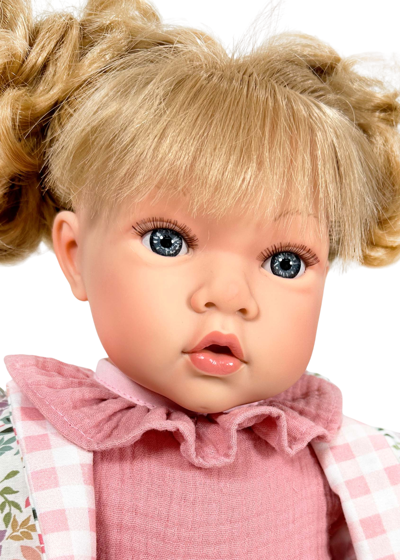 Papusa Parfumata Susette Blonda cu Mecanism, Fustita Tull Roz Pudra si Bluzita din Muselina  - 45 cm – 6533 – Nines