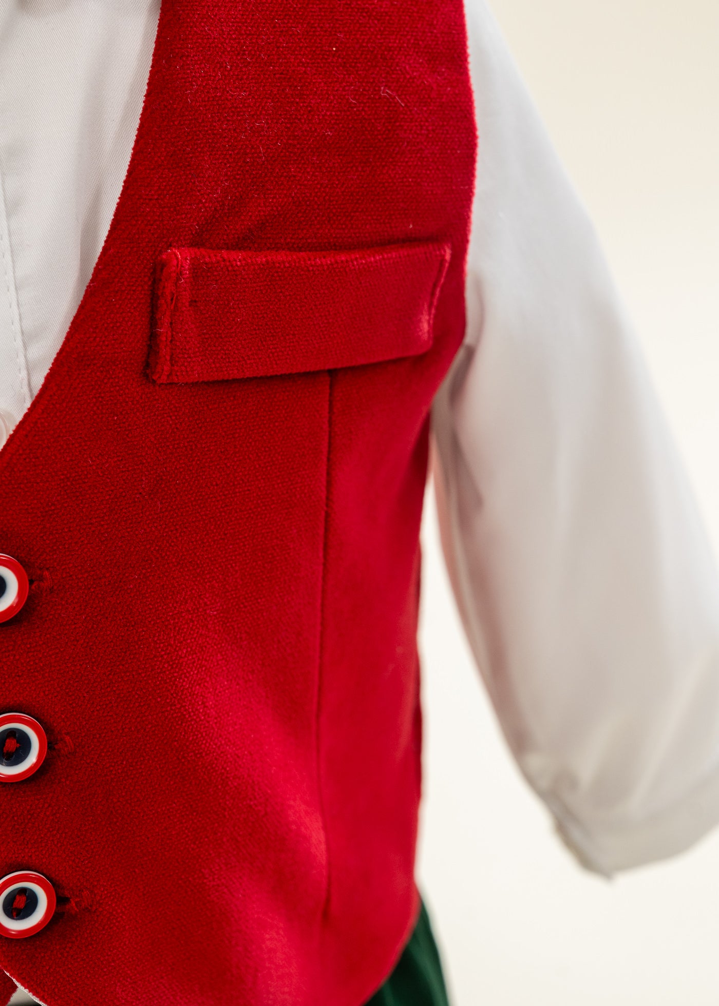 Costum Vesta Raiat Rosu Pantalon Verde AnneBebe