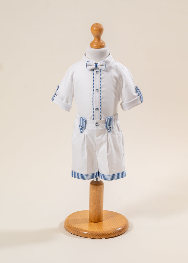 Set Botez Armand 4 Piese, Costum, Trusou, Lumanare si Cufar Personalizat Botez AnneBebe