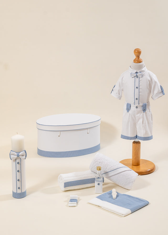 Set Botez Armand 4 Piese, Costum, Trusou, Lumanare si Cufar Personalizat Botez AnneBebe