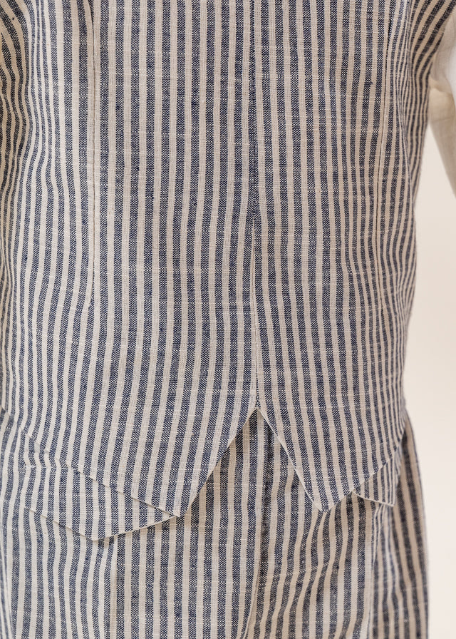 Costum Teodor 4 Piese Vesta Si Pantalon din In Cu Dungi