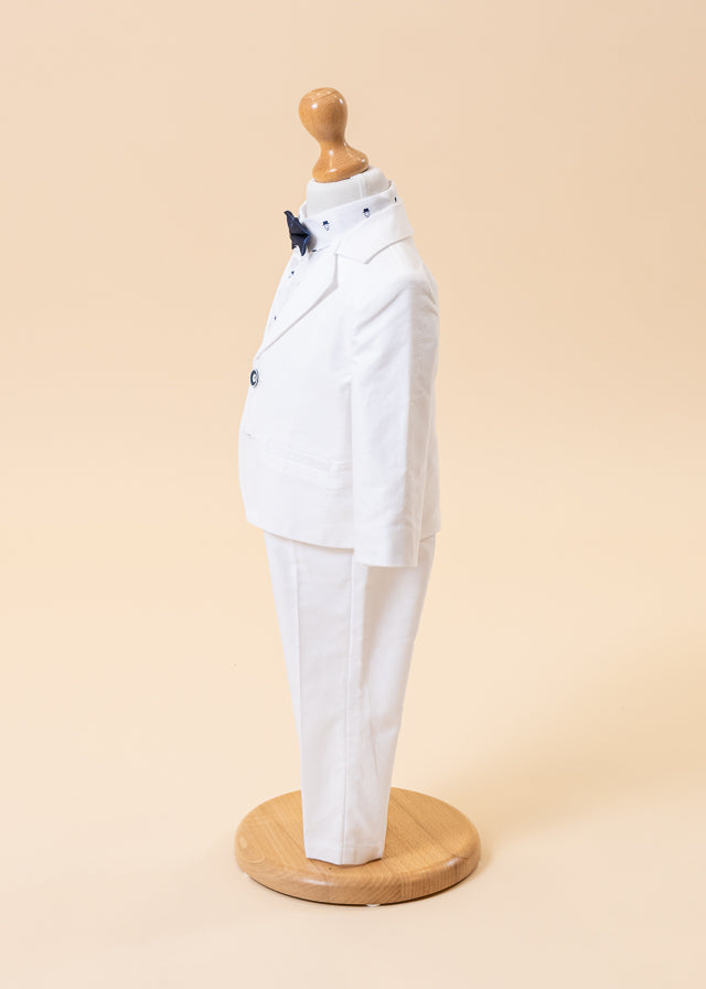 Білий піджак і брючний костюм, сорочка з принтом Joben