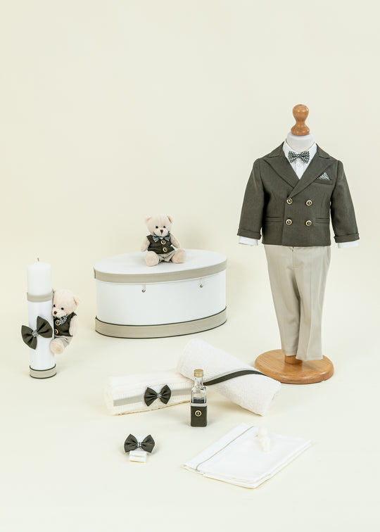 Set Botez Stefan 4 Piese cu Costum, Trusou, Lumanare si Cufar pentru Baieti – Stefan | AnneBebe