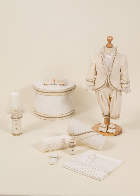 Set Botez Lord Elegance 4 Piese, Costum, Trusou, Lumanare si Cufar Personalizat Botez AnneBebe