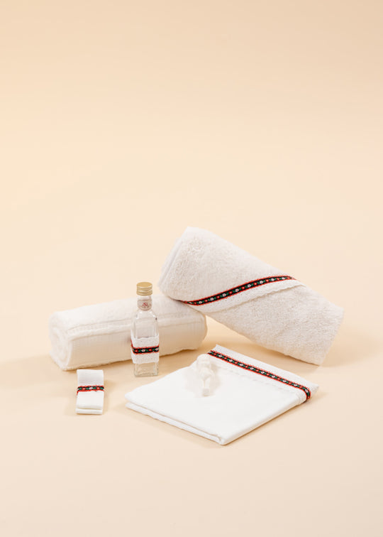 Traditional Cream Black Band With Red Flowers AnneBebe