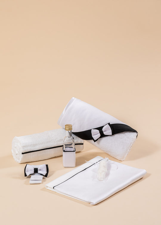 Trusou Timotei Alb Saten Negru Capison AnneBebe