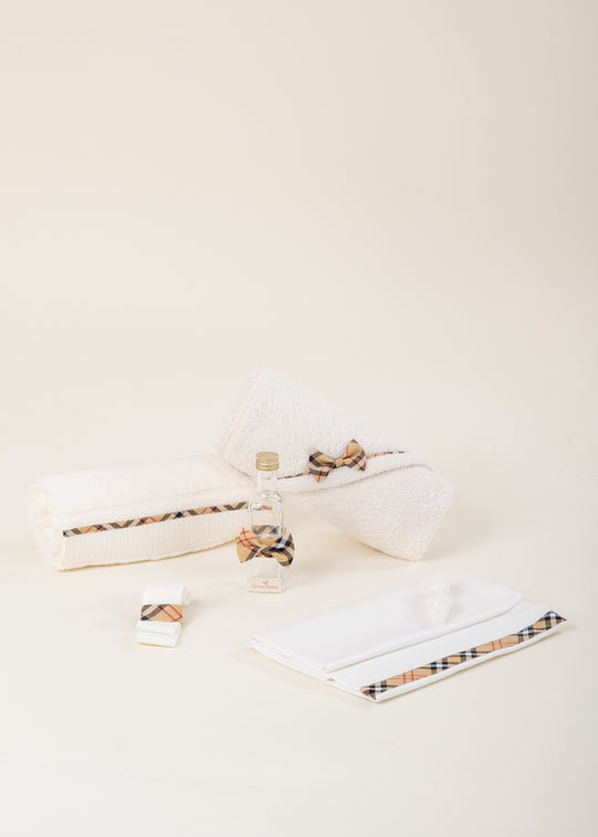 Trusou Nick Crem Cu Funde Si Cheder Stil Burberry AnneBebe