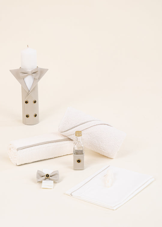 Set de Botez Elian cu Lumanare si Trusou Personalizat 2 Piese pentru Baieti – Elian | AnneBebe