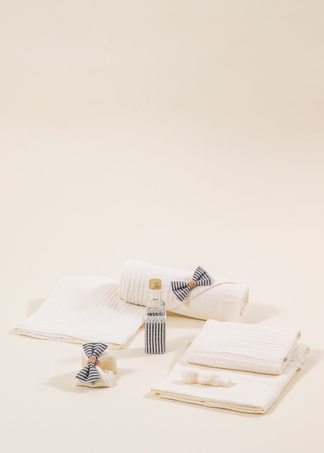 Set Botez Teodor 3 Piese Costum Trusou Lumanare Personalizat Botez AnneBebe