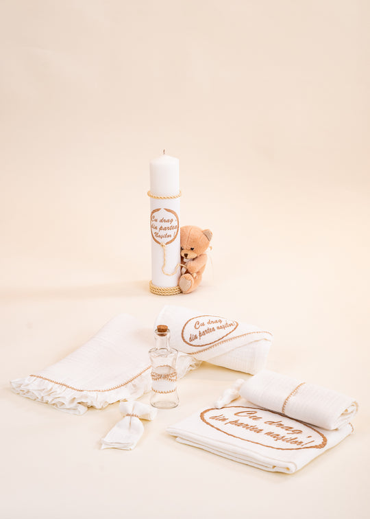 Set Botez Eugen 2 Piese, Lumanare si Trusou Personalizat Botez AnneBebe