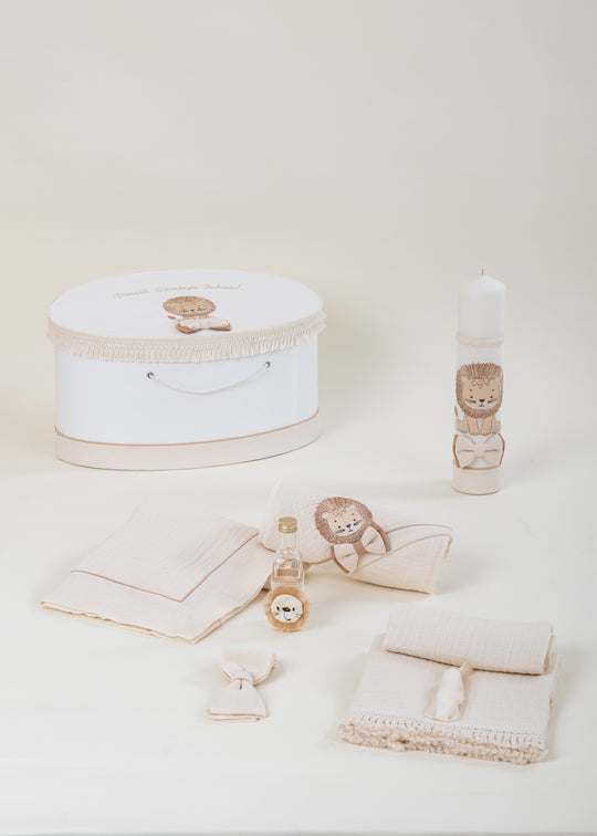 Set Botez Leu Brodat (Hector si Enzo) 3 Piese, Lumanare, Trusou si Cufar Personalizat Botez AnneBebe
