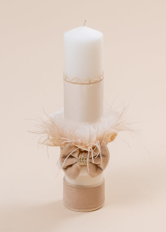 Бежева оксамитова свічка AnneBebe з мереживом