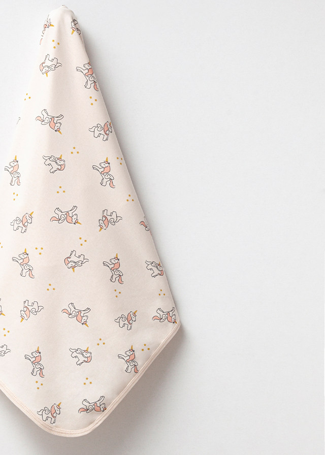 Ivory plaid with unicorn print 85*80 cm art 6011 Bubbles