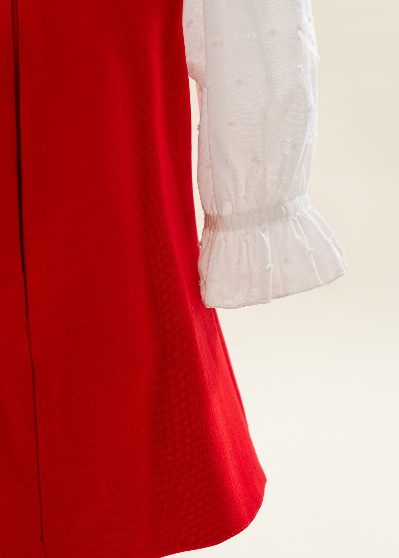 Rochita Rosie Cu Perle La Gat Si Buzunare AnneBebe