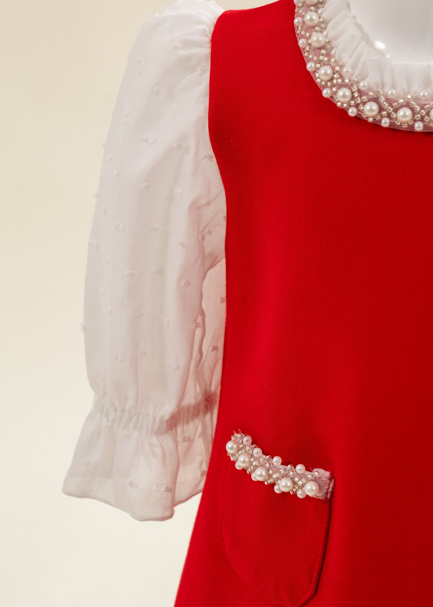 Rochita Rosie Cu Perle La Gat Si Buzunare AnneBebe