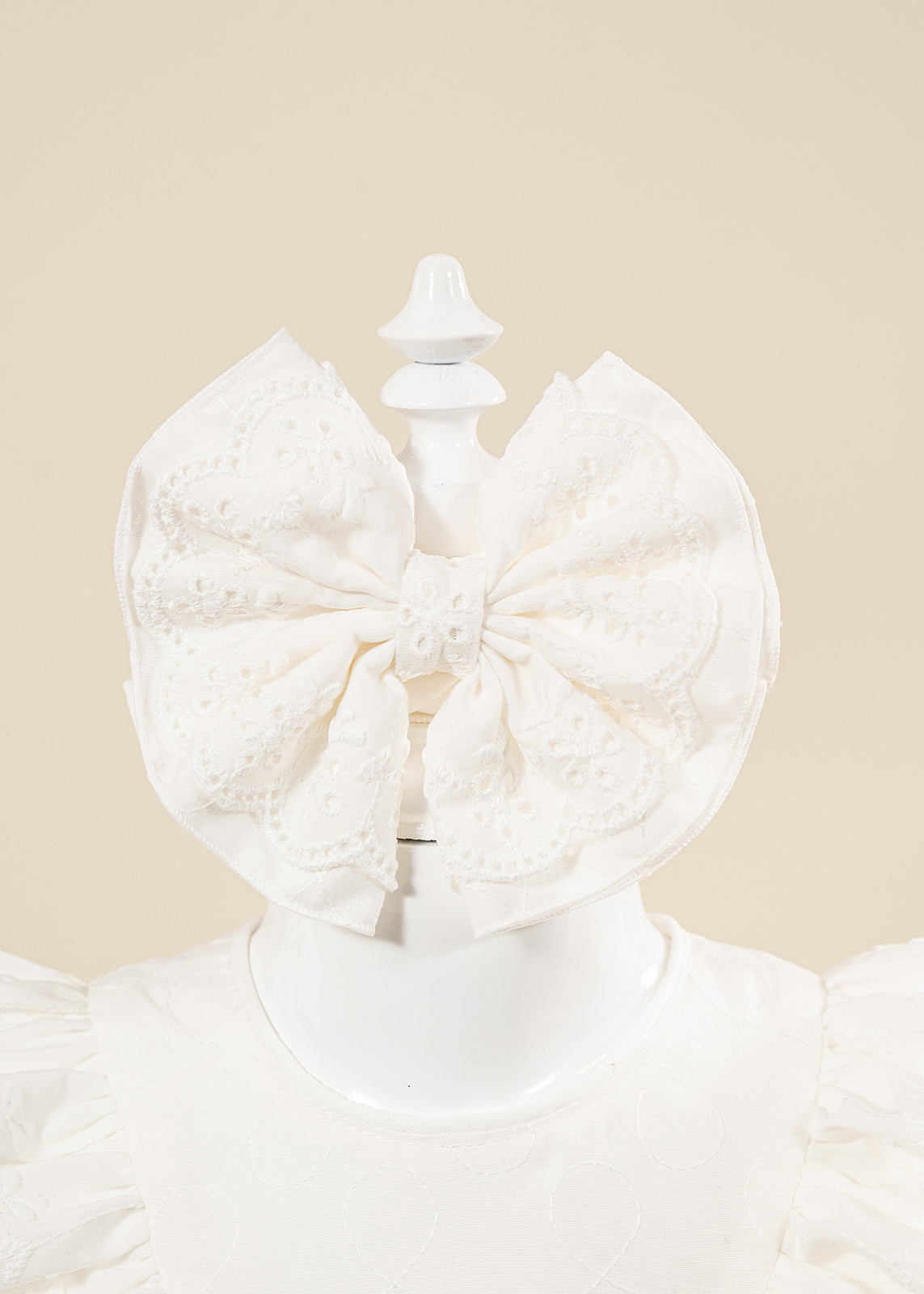 Rochita Eleganta Zina Crem Broderie Cu Doua Volanase AnneBebe