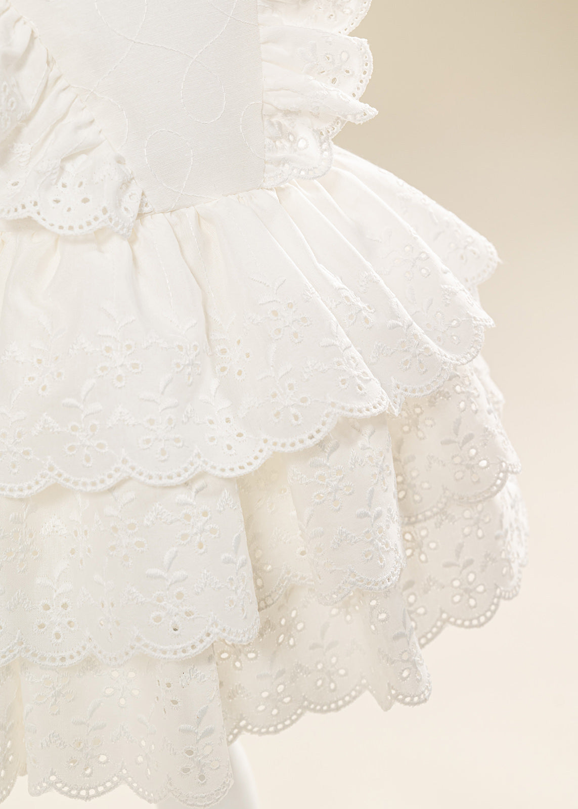 Rochita Eleganta Zina Crem Broderie Cu Doua Volanase AnneBebe
