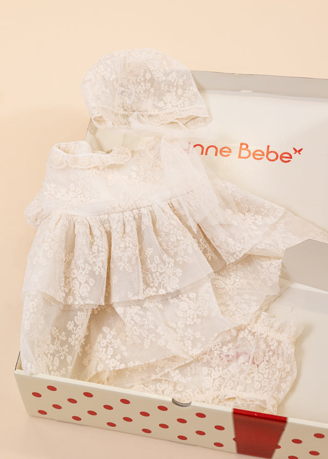 Set Elegant Rochita, Caciulita si Chilotel cu Dantela Capucino AnneBebe