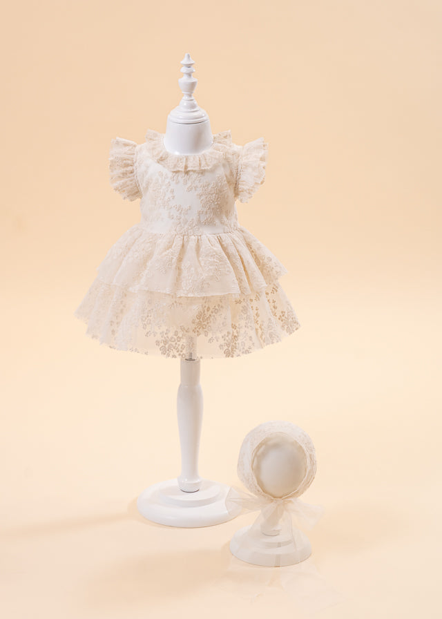 Set Elegant Rochita, Caciulita si Chilotel cu Dantela Capucino AnneBebe