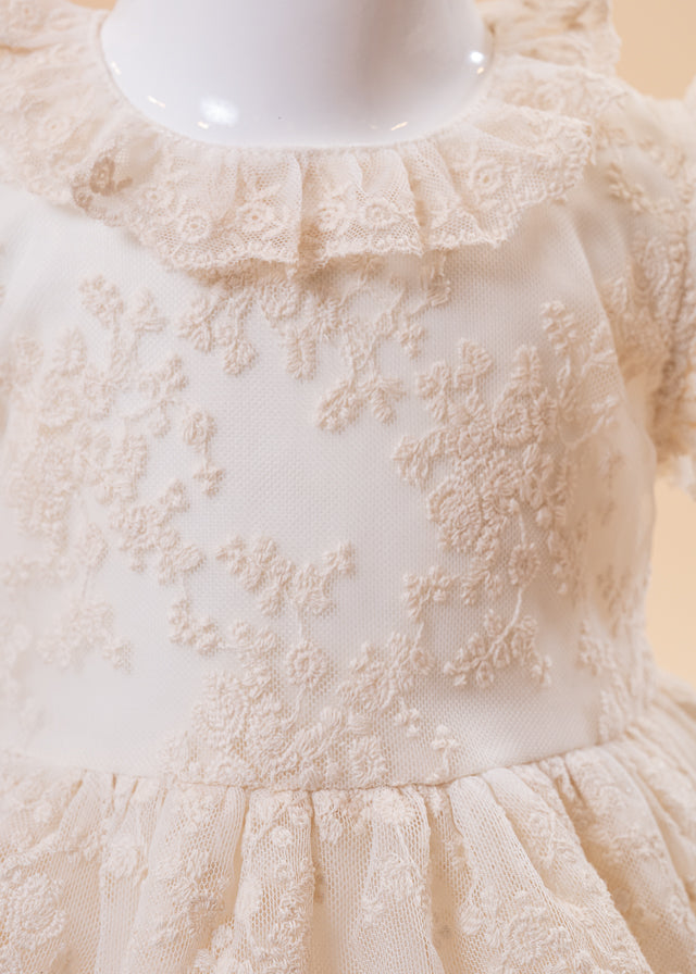 Set Elegant Rochita, Caciulita si Chilotel cu Dantela Capucino AnneBebe