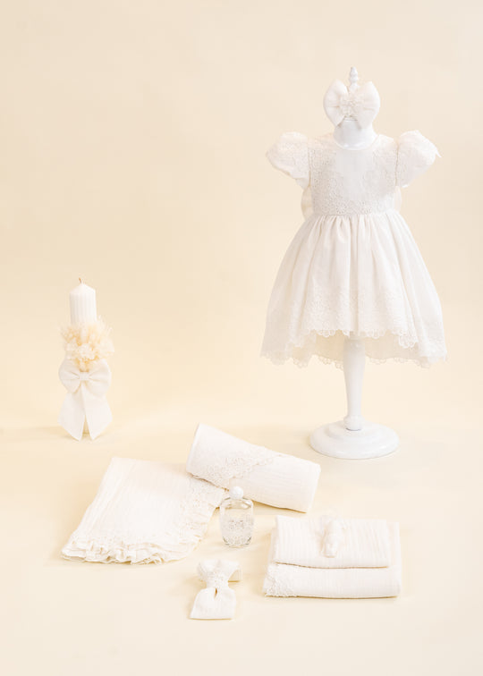 Set Botez Andra 3 Piese, Rochita, Trusou si Lumanare Personalizat Botez AnneBebe