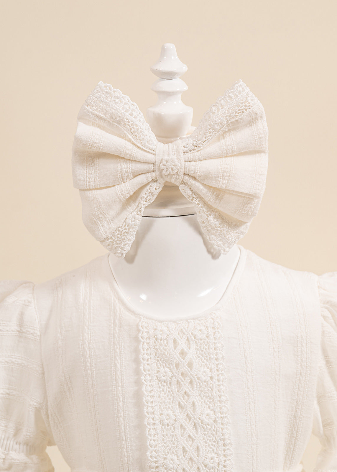 Set Botez Brandusa 2 Piese, Rochie si Trusou Personalizat AnneBebe