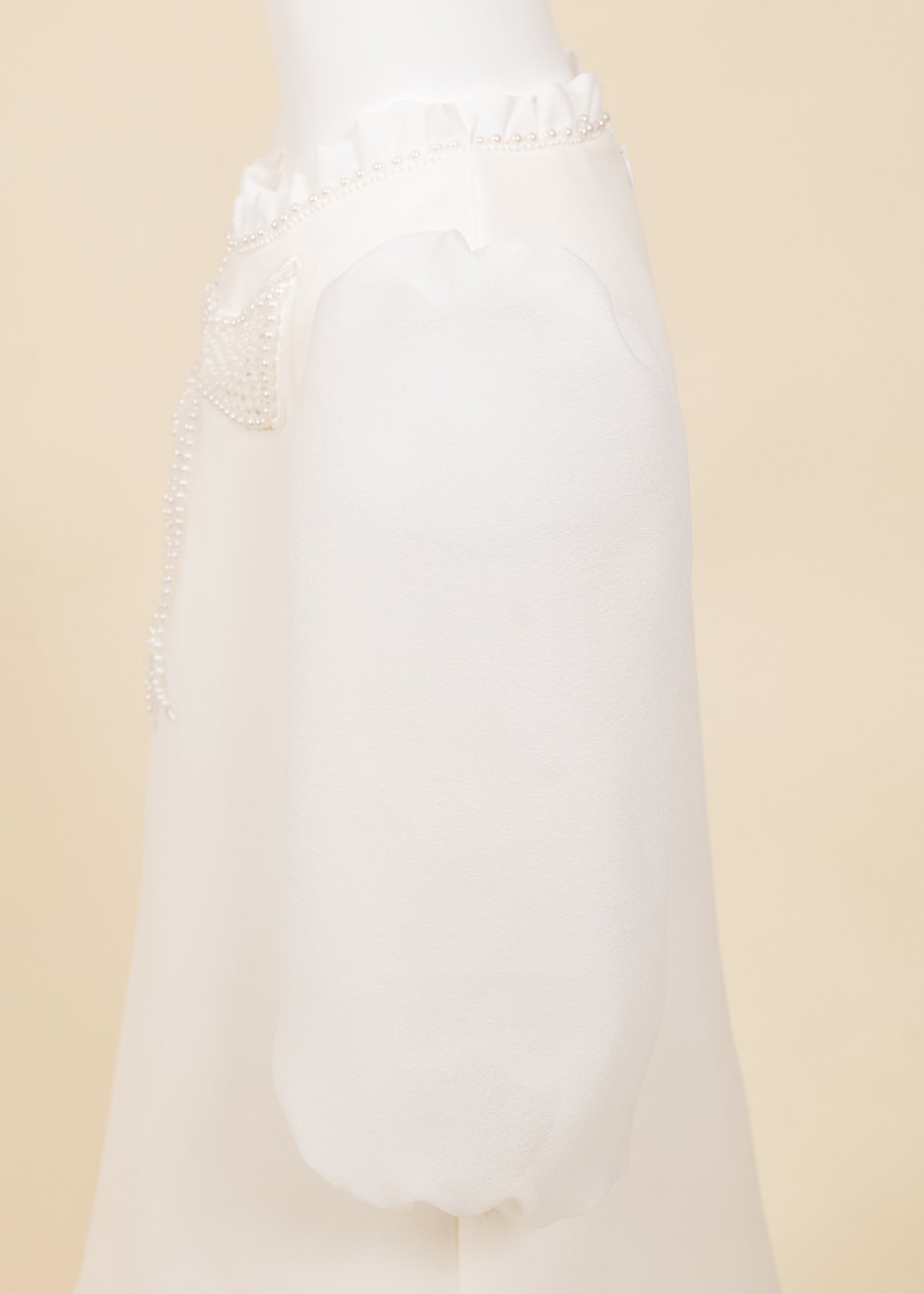 Rochita Crem Funda Brodata Cu Paiete Argintii AnneBebe