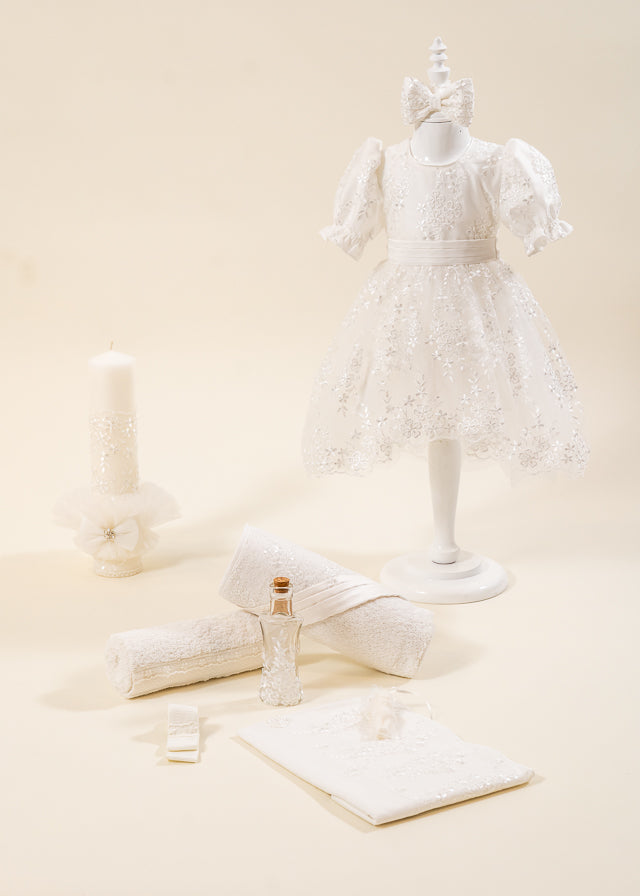 Set Botez Florina 3 Piese  Rochie Trusou si Lumanare Personalizat Botez AnneBebe
