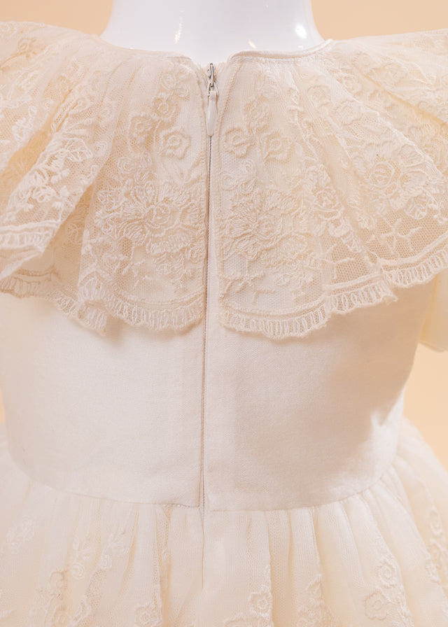Елегантна мереживна сукня Aniela Cappuccino для дівчинки AnneBebe