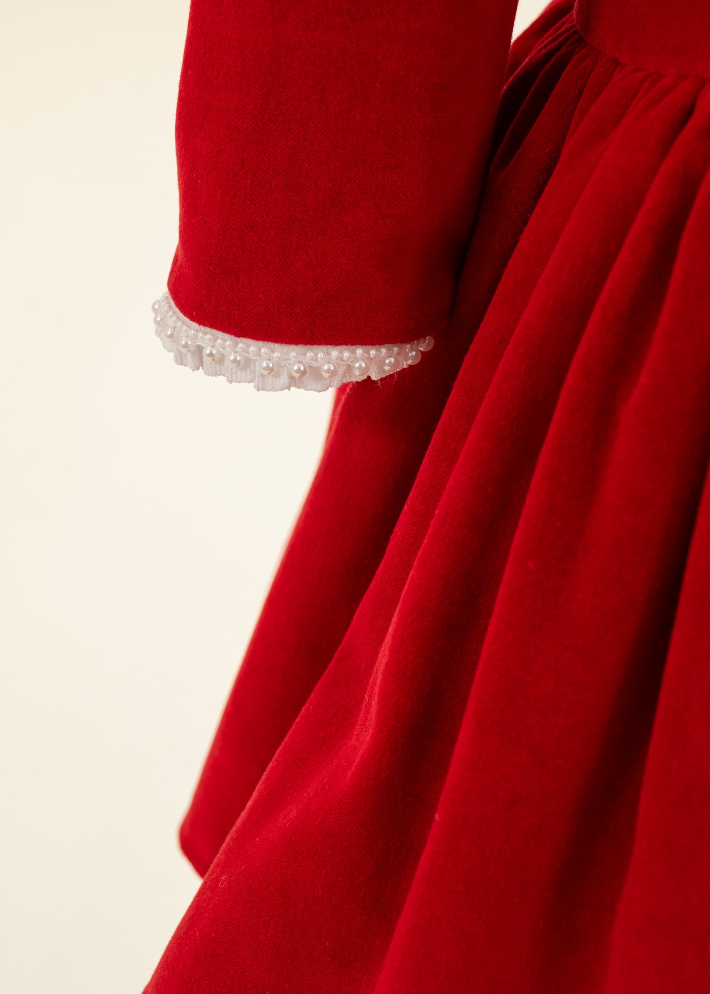 Rochita Catifea Rosie Perlute La Gat Si Maneci AnneBebe