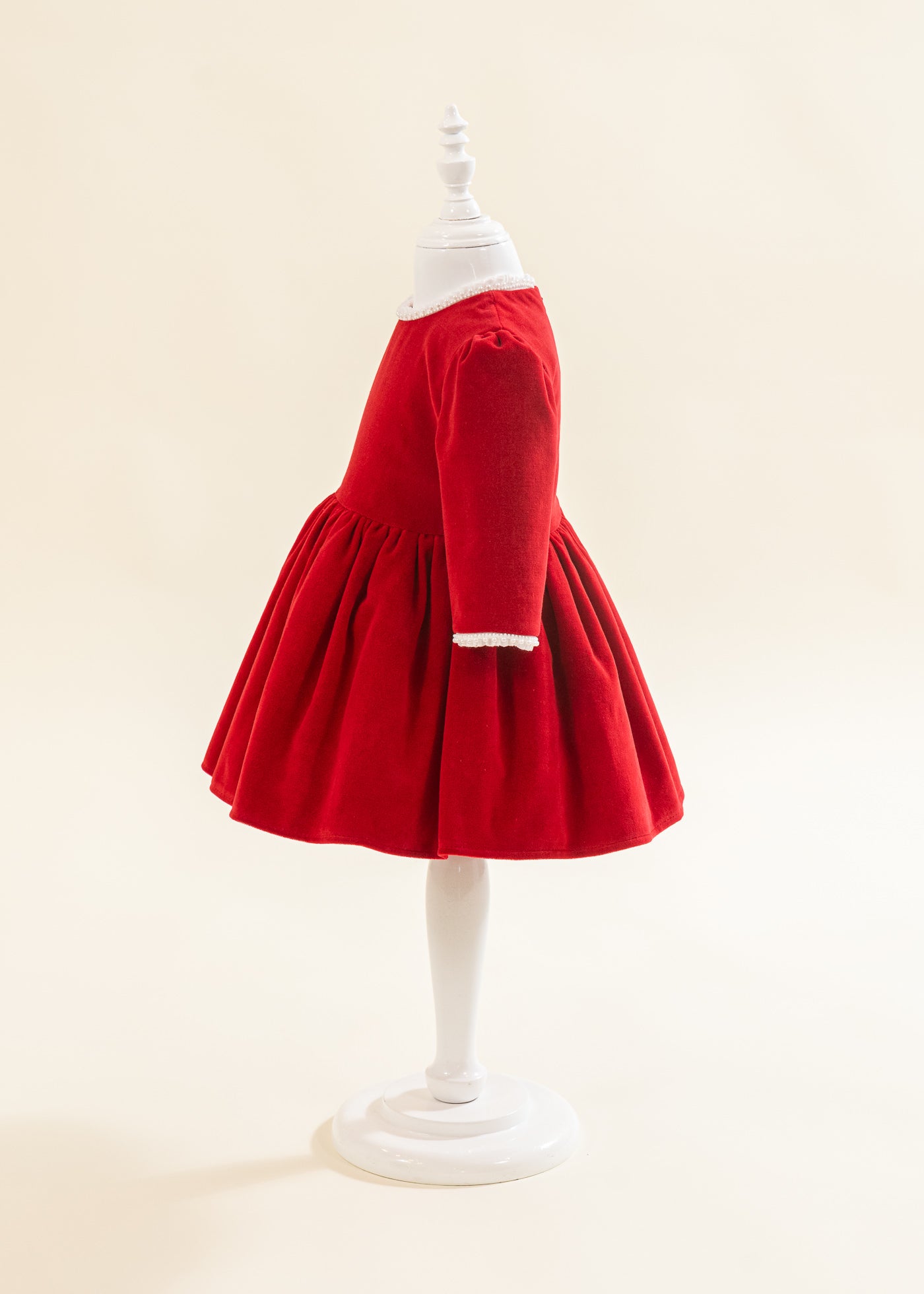 Rochita Catifea Rosie Perlute La Gat Si Maneci AnneBebe