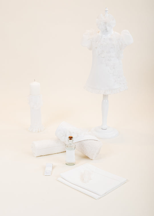 Set Botez Linda 3 Piese, Rochita, Trusou si Lumanare Personalizat Botez AnneBebe