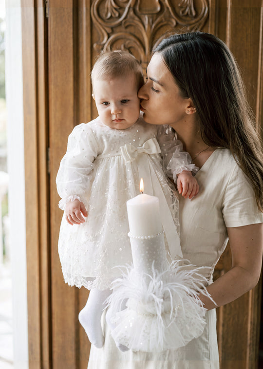 Set de Botez 2 Piese cu Rochita si Lumanare pentru Fetite, Personalizat – Madalina | AnneBebe