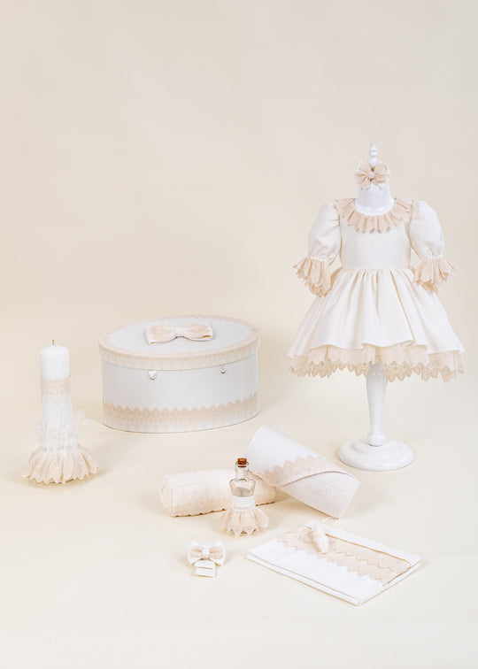 Set Botez din Satin Capucino cu Dantela, 4 Piese pentru Fetite – Adele | AnneBebe