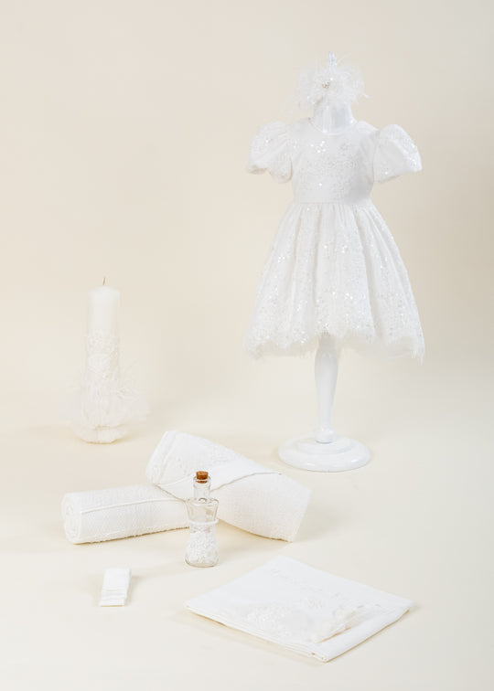 Set Botez Xenia 3 Piese, Rochita, Trusou si Lumanare Personalizat Botez AnneBebe