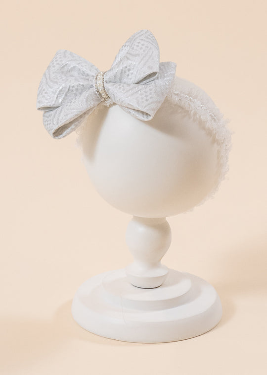 Three Silver Bows with Pearls AnneBebe