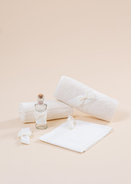 Trusou Fete Miruna Crem Cu Danteluta AnneBebe