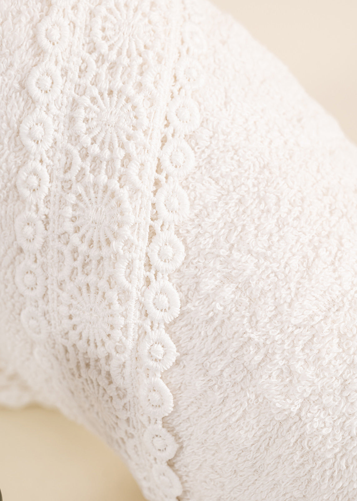 Set Botez Marilena 3 Piese, Rochie, Trusou si Lumanare Personalizat Botez AnneBebe