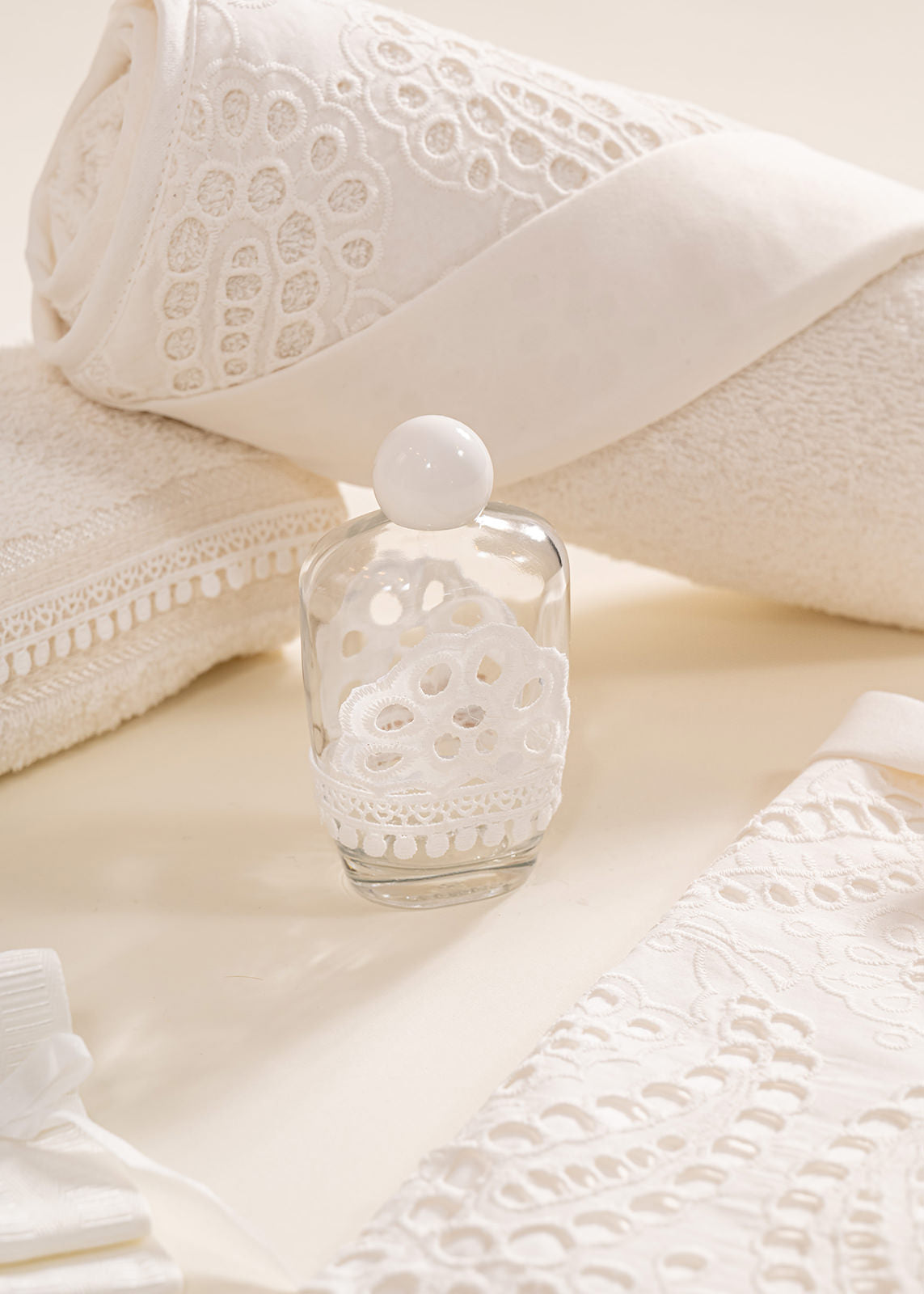 Set Botez Margareta 3 Piese, Rochie, Trusou si Lumanare Personalizat Botez AnneBebe