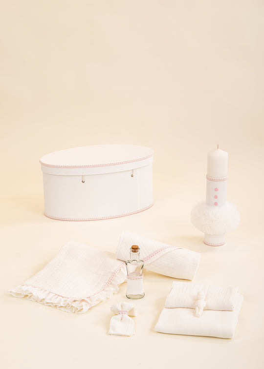 Set Botez Cosmina 3 Piese Lumanare,Trusou,Cufar Personalizat Botez AnneBebe