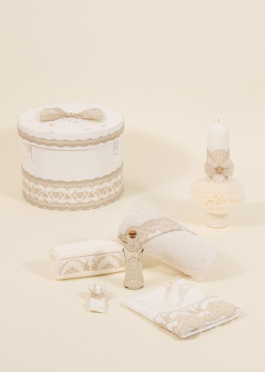 Isaura Christening Set 3 Pieces, Candle, Clothes, and Personalized Christening Chest AnneBebe