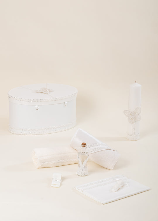Set Botez Olga 3 Piese, Lumanare, Trusou si Cufar Personalizat Botez AnneBebe