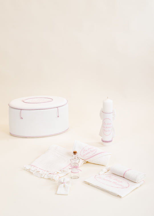Set Botez Claudia 3 Piese, Lumanare, Trusou si Cufar Personalizat Botez AnneBebe