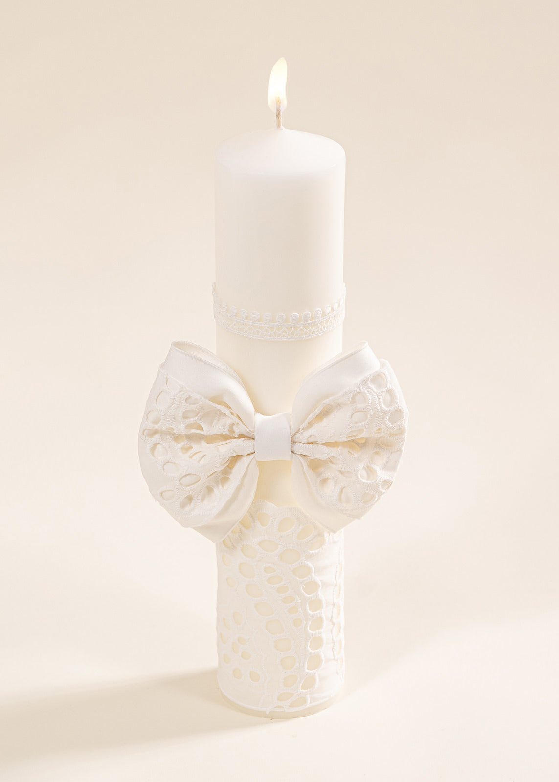 Set Botez Margareta 4 Piese, Rochie, Trusou, Lumanare si Cufar Personalizat Botez AnneBebe
